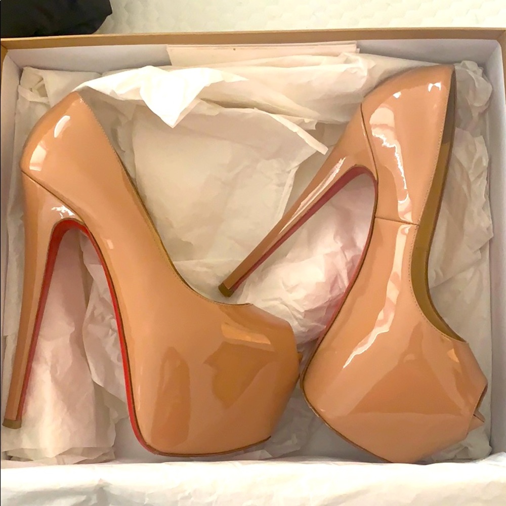 Christian Louboutin Patent 160 Heels